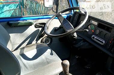 Вантажопасажирський фургон Volkswagen LT 1994 в 