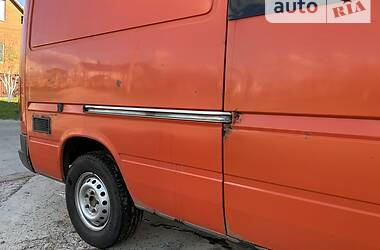 Универсал Volkswagen LT 2005 в Вараше