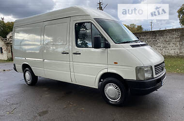 Вантажний фургон Volkswagen LT 2004 в Сарнах