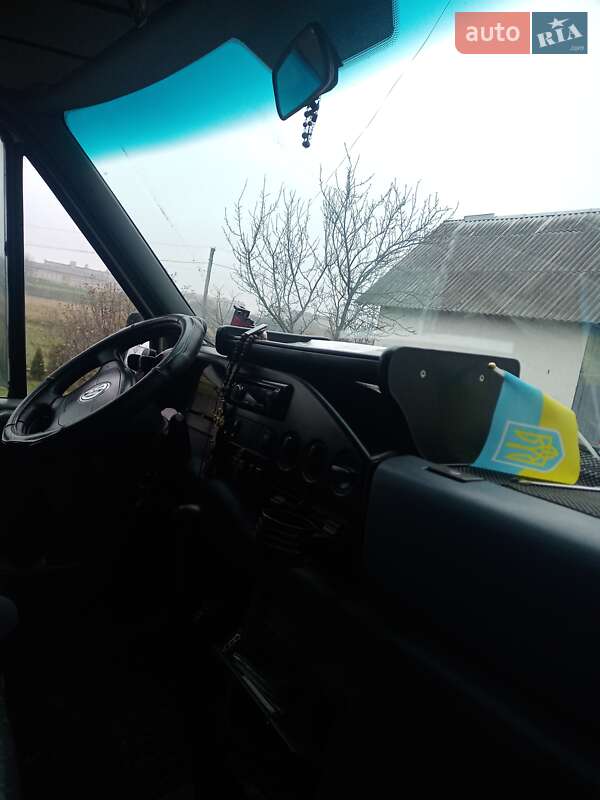 Мікроавтобус Volkswagen LT 2006 в Івано-Франківську