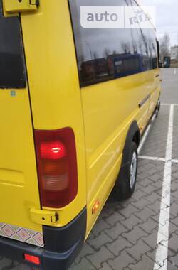 Мікроавтобус Volkswagen LT 2003 в Бородянці