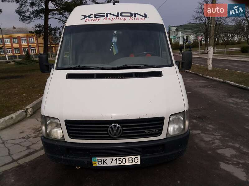 Мікроавтобус Volkswagen LT 2006 в Рівному
