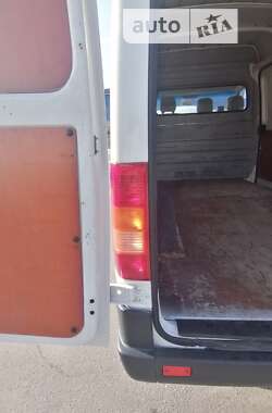 Грузовой фургон Volkswagen LT 2004 в Виннице