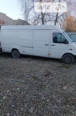 Вантажний фургон Volkswagen LT 2004 в Львові