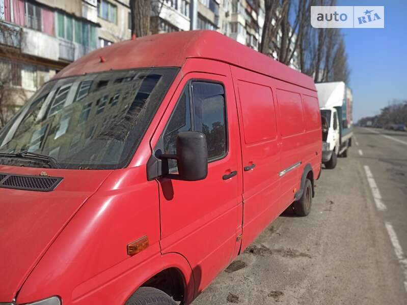 Грузовой фургон Volkswagen LT 2006 в Киеве