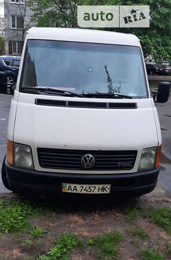 Вантажопасажирський фургон Volkswagen LT 1999 в Києві