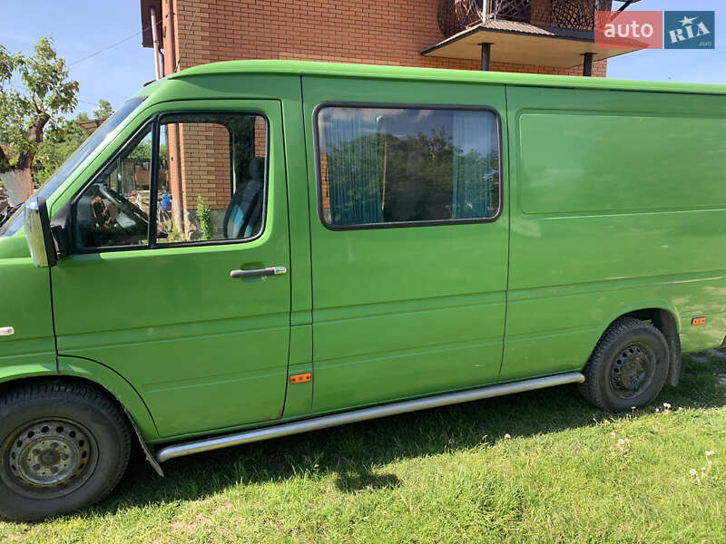 Мікроавтобус Volkswagen LT 2006 в Березному