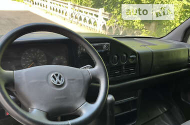 Грузовой фургон Volkswagen LT 2004 в Днепре