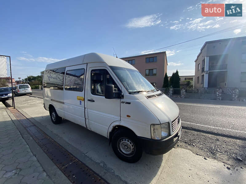 Мікроавтобус Volkswagen LT 2001 в Тячеві
