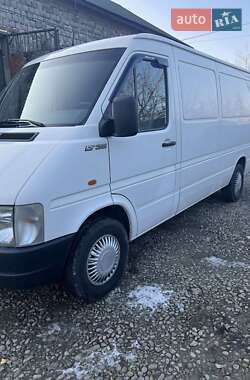 Вантажний фургон Volkswagen LT 2003 в Тисмениці