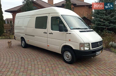 Вантажопасажирський фургон Volkswagen LT 2005 в Луцьку