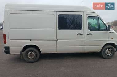 Вантажопасажирський фургон Volkswagen LT 2003 в Тульчині