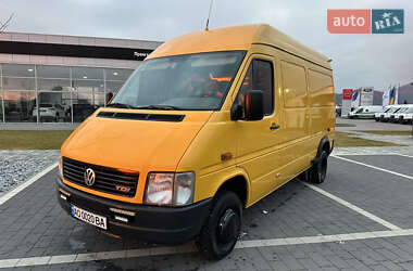 Вантажний фургон Volkswagen LT 2006 в Мукачевому