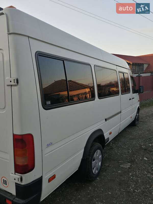 Мікроавтобус Volkswagen LT 2002 в Ужгороді