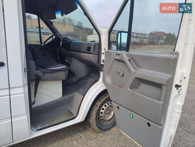 Вантажний фургон Volkswagen LT 2002 в Турці