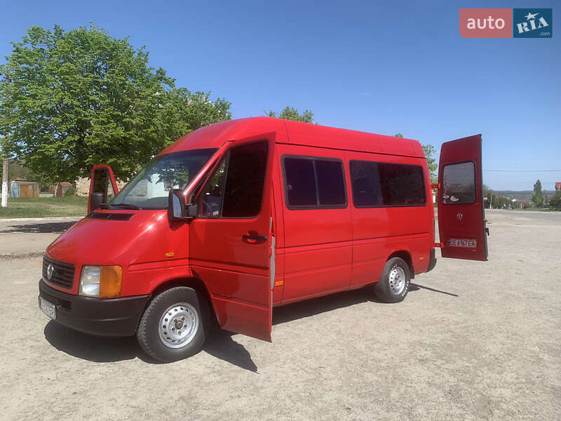 Вантажопасажирський фургон Volkswagen LT 1998 в Хотині