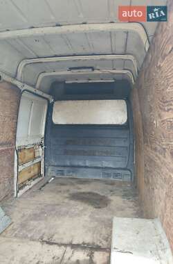 Вантажний фургон Volkswagen LT 2002 в 