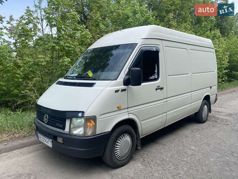 Вантажний фургон Volkswagen LT 2004 в Жмеринці