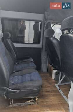 Грузопассажирский фургон Volkswagen LT 2000 в 