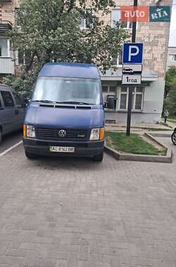 Грузовой фургон Volkswagen LT 2003 в Луцке