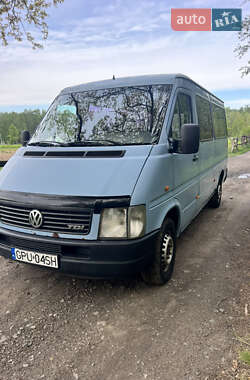 Вантажопасажирський фургон Volkswagen LT 2002 в Сарнах