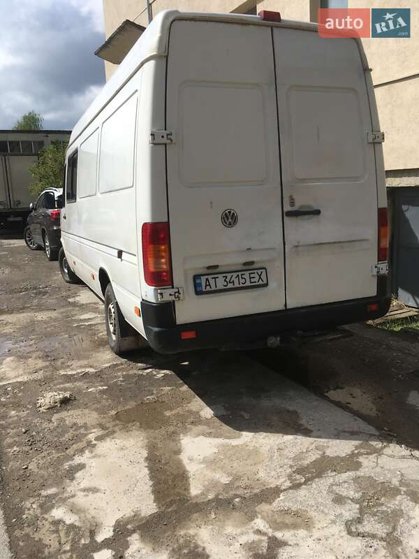 Грузопассажирский фургон Volkswagen LT 2004 в Ивано-Франковске
