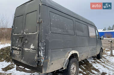 Грузовой фургон Volkswagen LT 2003 в 