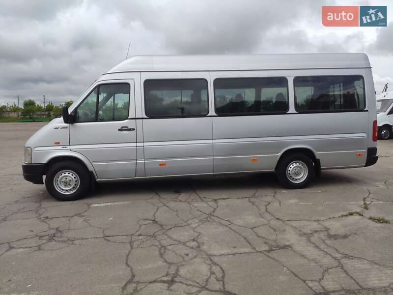 Микроавтобус Volkswagen LT 2006 в Ровно