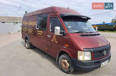 Вантажопасажирський фургон Volkswagen LT 2003 в Рокитному