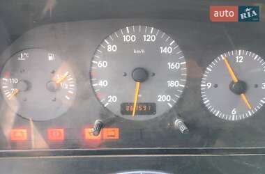 Грузопассажирский фургон Volkswagen LT 2004 в 