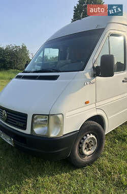 Вантажопасажирський фургон Volkswagen LT 2006 в Сарнах