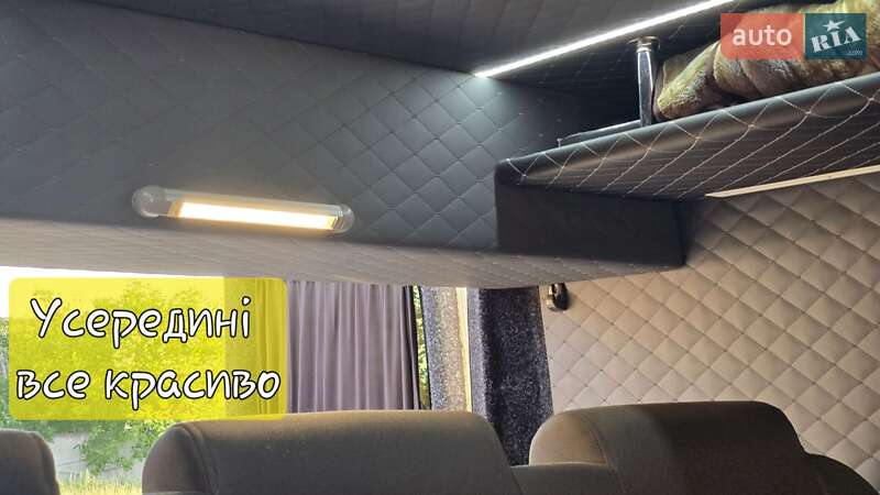 Вантажопасажирський фургон Volkswagen LT 2006 в Дніпрі