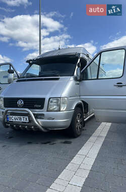 Вантажопасажирський фургон Volkswagen LT 2006 в Львові