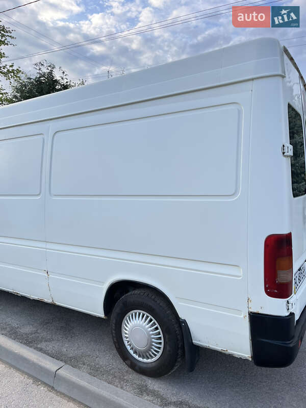 Вантажний фургон Volkswagen LT 1997 в Дрогобичі