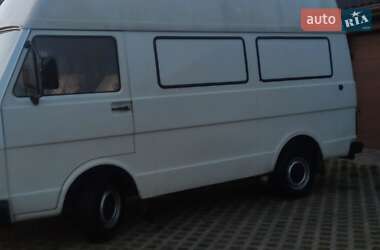 Грузовой фургон Volkswagen LT 1993 в 