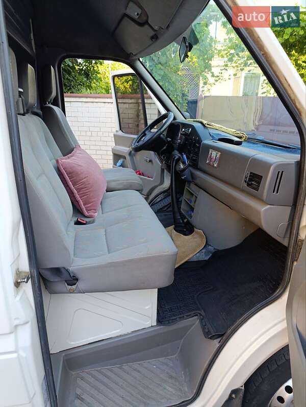 Мікроавтобус Volkswagen LT 2004 в Ізмаїлі