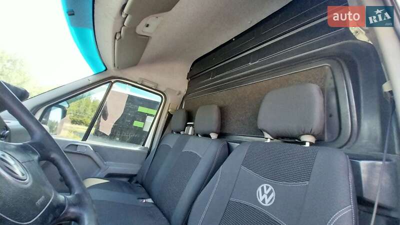 Грузовой фургон Volkswagen LT 2003 в Днепре