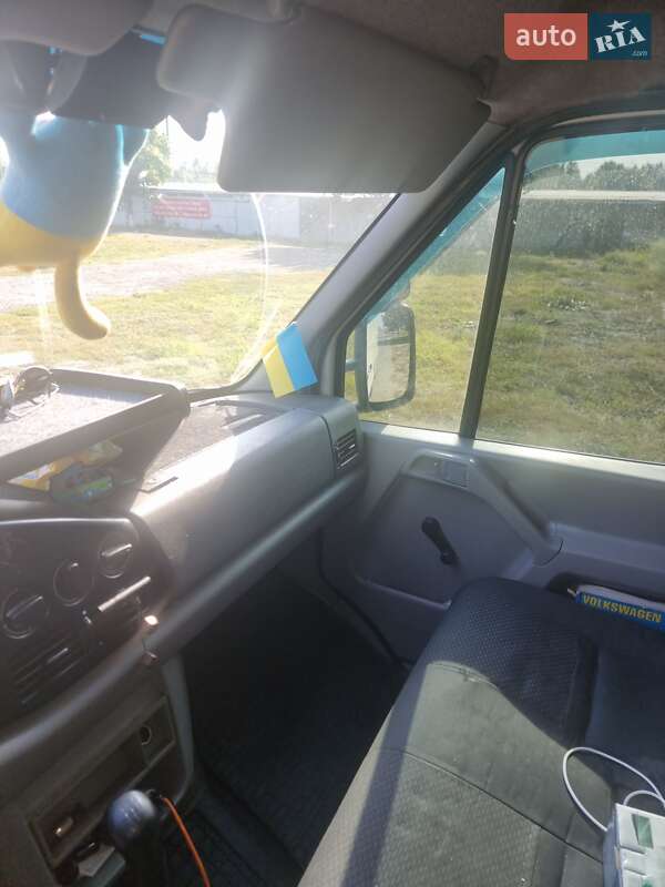 Грузовой фургон Volkswagen LT 2005 в Киеве