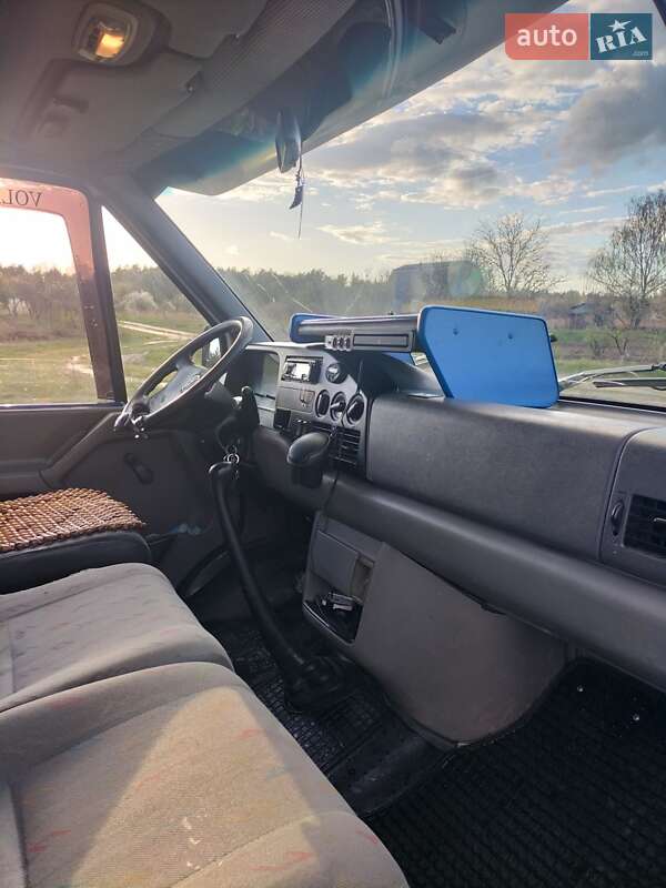 Вантажопасажирський фургон Volkswagen LT 2005 в Костопілі