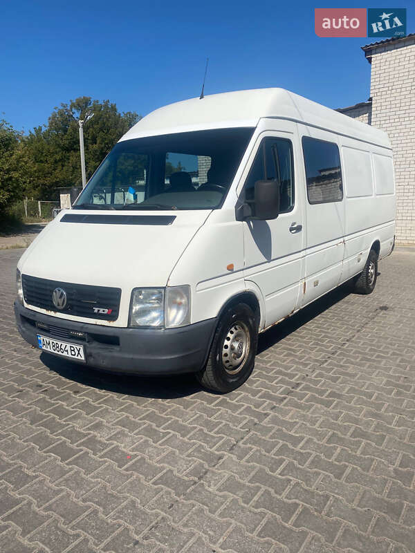 Мікроавтобус Volkswagen LT 2004 в Житомирі