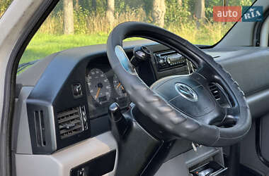 Грузовой фургон Volkswagen LT 2004 в 