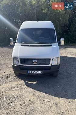 Грузовой фургон Volkswagen LT 2005 в Городенке