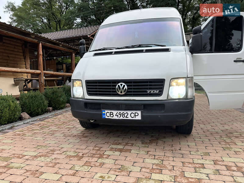 Вантажний фургон Volkswagen LT 2006 в Києві