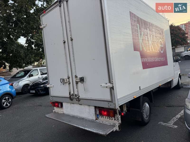 Грузовой фургон Volkswagen LT 1997 в Одессе