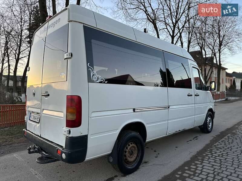 Грузопассажирский фургон Volkswagen LT 2001 в Надворной