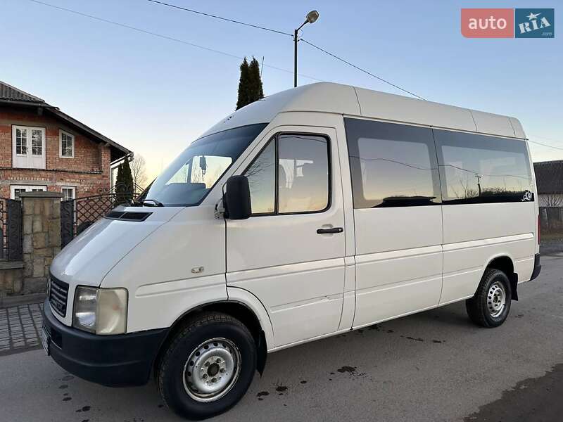 Грузопассажирский фургон Volkswagen LT 2001 в Надворной