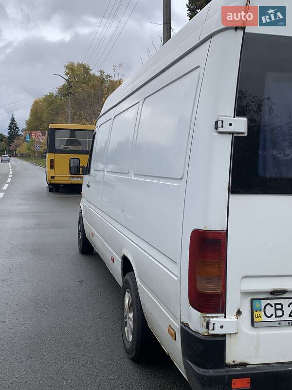 Грузовой фургон Volkswagen LT 2000 в Чернигове