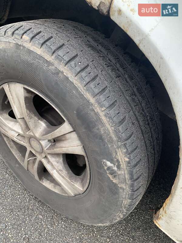 Грузовой фургон Volkswagen LT 2000 в Чернигове