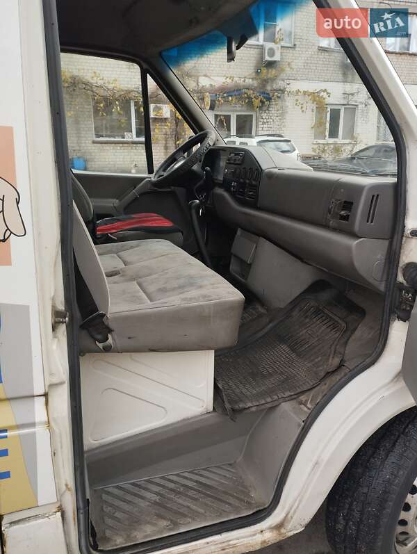 Грузовой фургон Volkswagen LT 2002 в Киеве