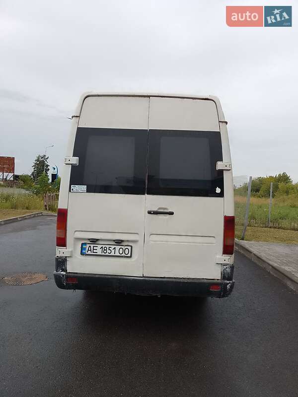 Приміський автобус Volkswagen LT 2001 в Тернополі